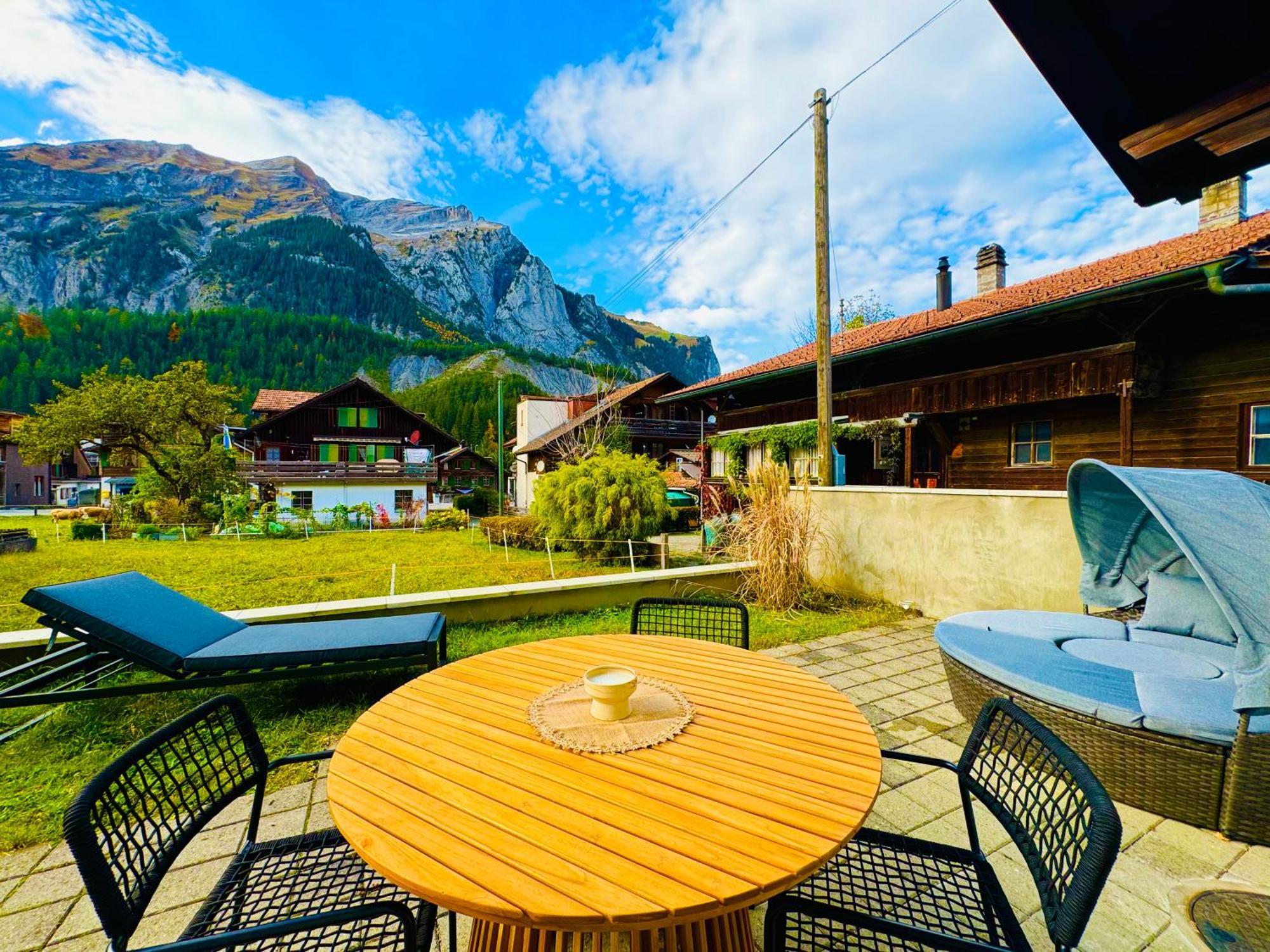 Ferienwohnung Cute & Cozy Oasis, Private Afternoon Sun Terrace Kandersteg Exterior foto