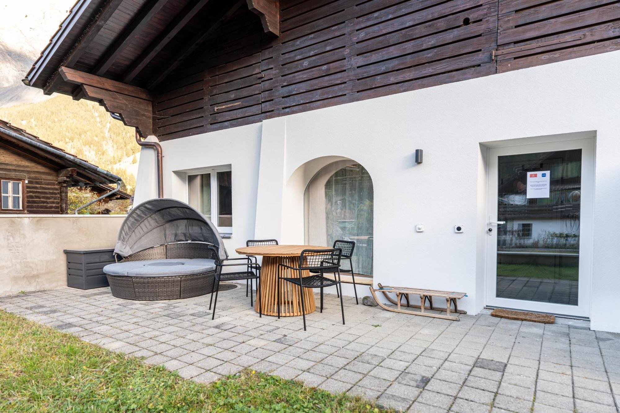 Ferienwohnung Cute & Cozy Oasis, Private Afternoon Sun Terrace Kandersteg Exterior foto